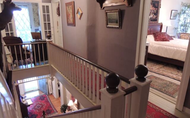 1868 Magnolia House Inn