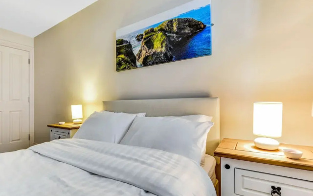 The Ship's Key Aparthotel