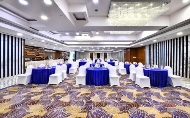 The Fern Residency, Subhash Bridge, Ahmedabad