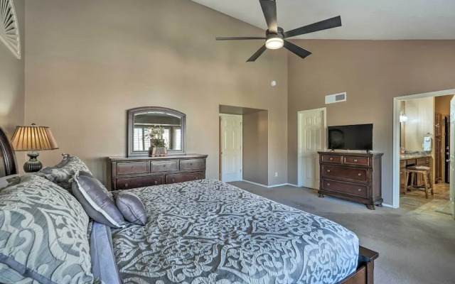 Spacious Scottsdale Home: Pool & Covered Patio