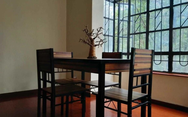 Travelers Oasis - Hostel