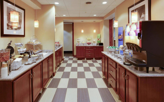 Hampton Inn Pine Grove