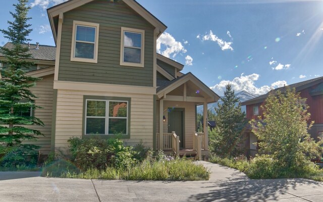 120 Rachel Lane Private Home with Hot Tub