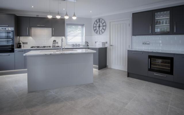 Gower View - 4 Bedroom Luxurious Holiday Home - Saundersfoot