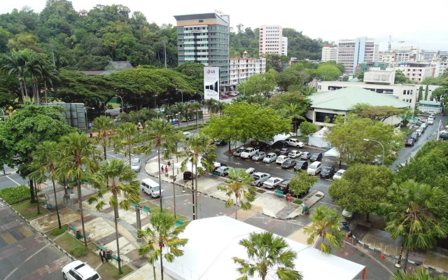 Mandarin Hotel