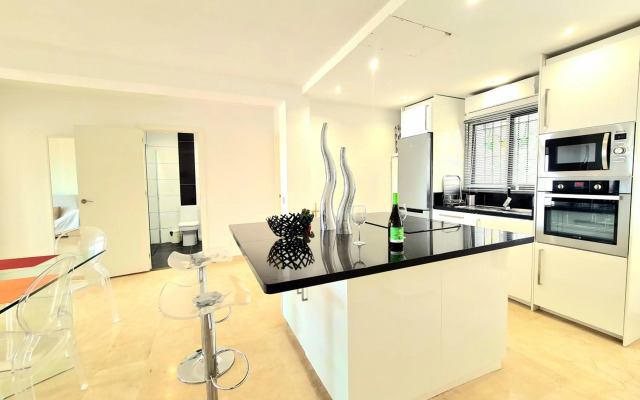 SunRise Sea Views Eco Apartment With Swimming Pool