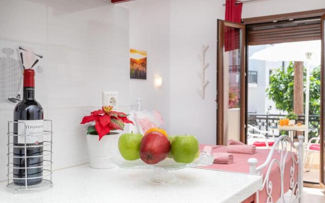 Naxos Diamond Studios Apartments