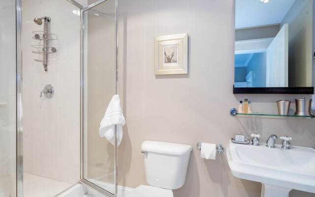 River Club 104 2 Bedroom Condo by Alpine Lodging Telluride