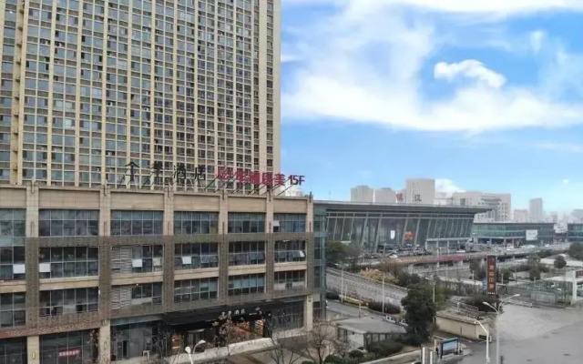 Zhenjiang Jiaofu Hotel