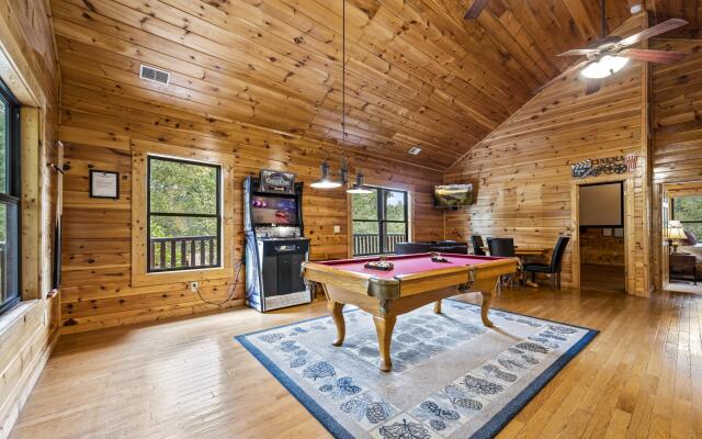 A Smoky Hideaway in Gatlinburg