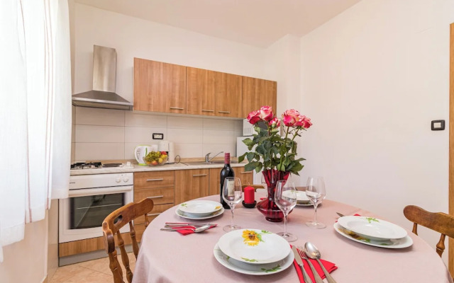 Holiday House Damir - Apartment 1