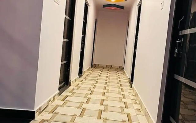 Fabhotel New Raghukul Loung