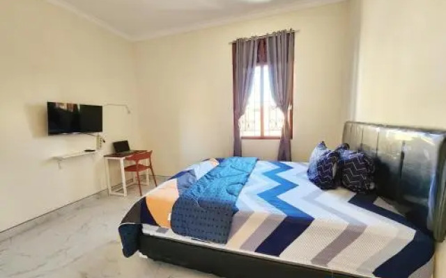 Surabaya Homey near UNAIR (Syariah)