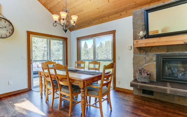 3 Spyglass Home on Meadows Golf Course feature Brand New Hot Tub and Bikes by RedAwning
