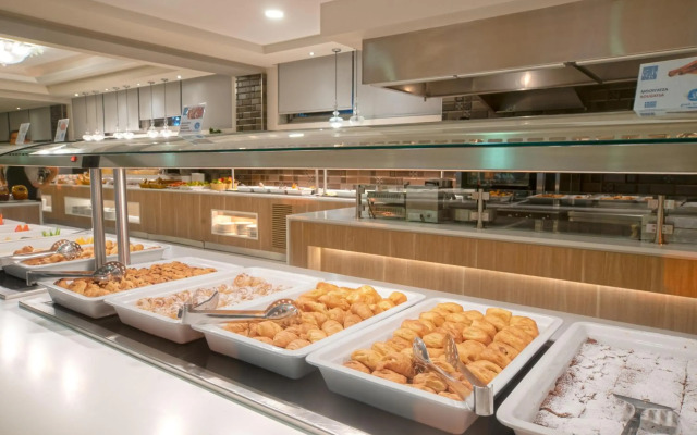 Elea Beach Hotel