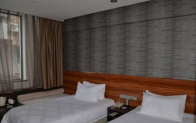 Nanjing Grand 5D Hotel