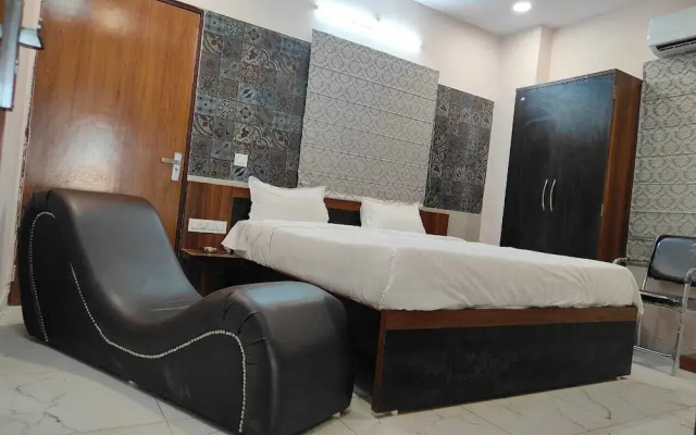 Comfort In Hotel And Restaurant Jodhpur