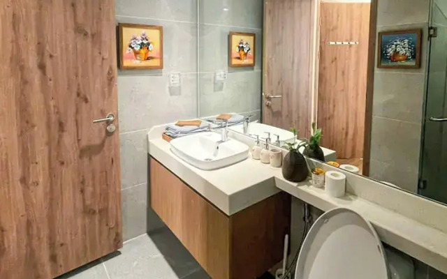 Armin Homes 3BR Wabi Sabi Apt Ecopark