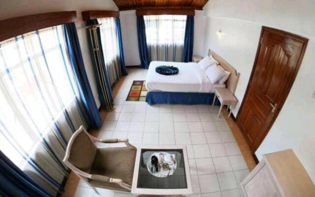 Stay.Plus Hurlingham B&B Suite