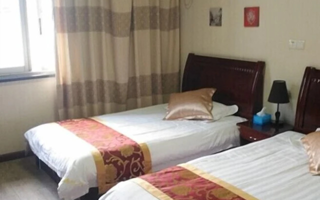 Yue Yue Theme Hostel