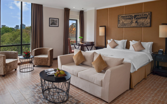 Palace Gate Hotel & Resort by EHM - Image 4