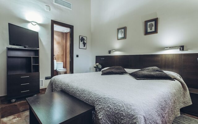 Hotel Rural Pago de Tharsys