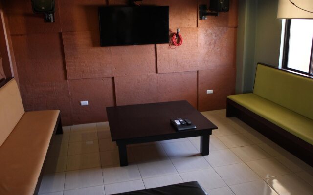 Imerex Plaza Hotel