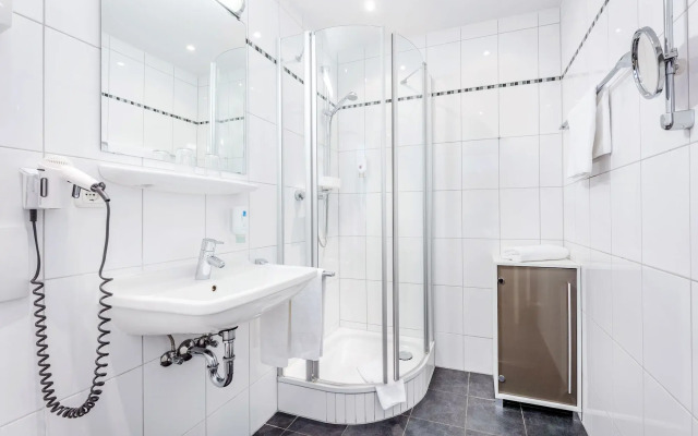 Hotel Laimer Hof Nymphenburg Palace Munich