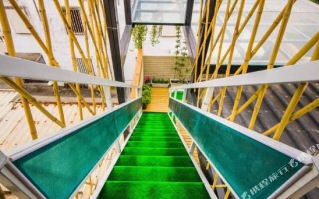 MAPLE Hostel