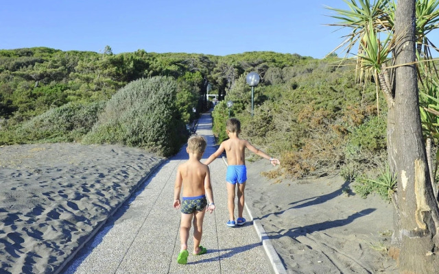 Apartment in Baia Domzia Near the sea