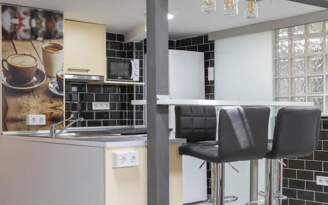 Rentalis Gran Vía - Luna