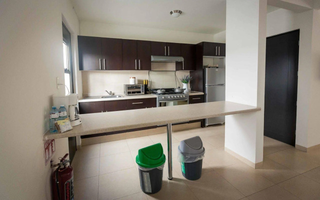 Redwood Villas Extended Stay Zona Industrial