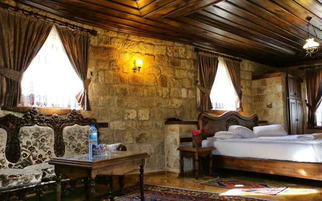 Kemerhan Hotel & Cave Suites