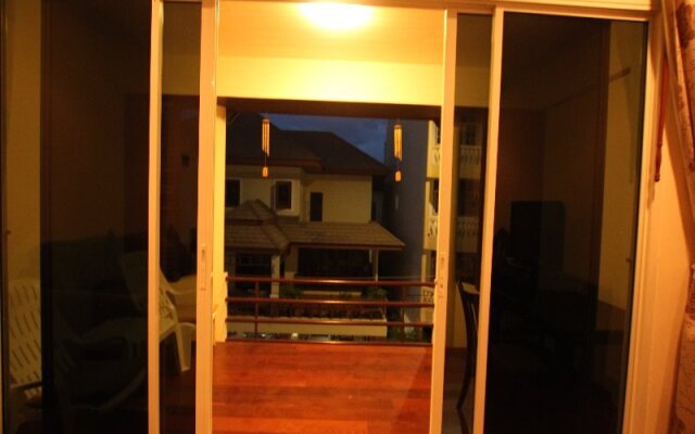 Little Nordic Cha Am Apartment