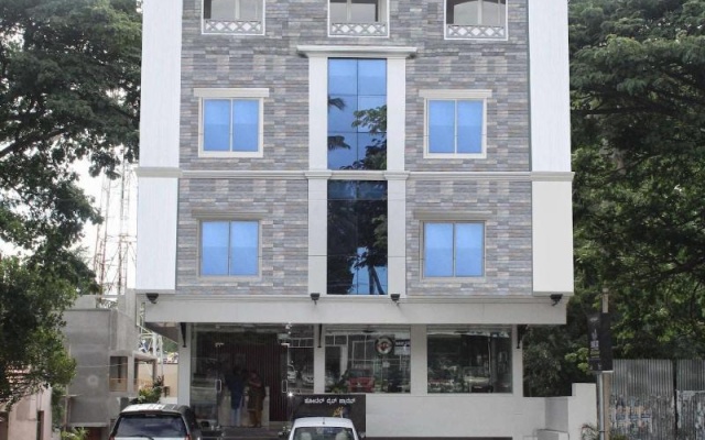 Hotel White Parrot