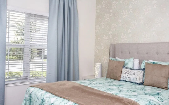 4830rc - Storey Lake 5 Bedroom Townhouse