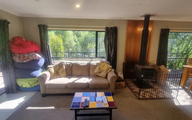 43 Alpine Ave