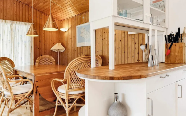 8 Person Holiday Home in Dannemare