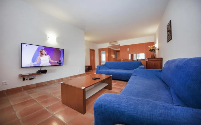 B39 - Marinapark 2 Bed Flat