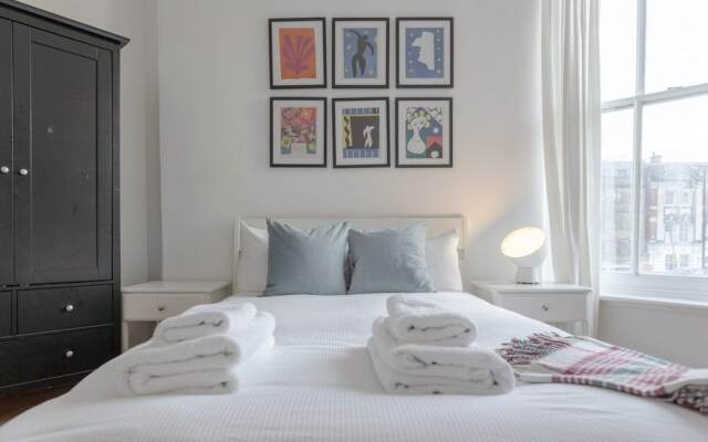 Charming Property in Clapham