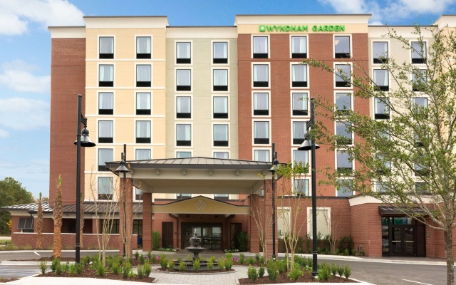 DoubleTree by Hilton Charleston Mount Pleasant