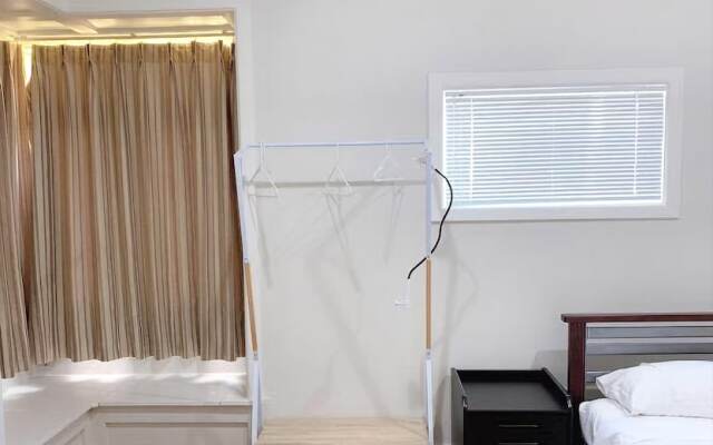 Arent Serviced House 7A Rangiatea Road