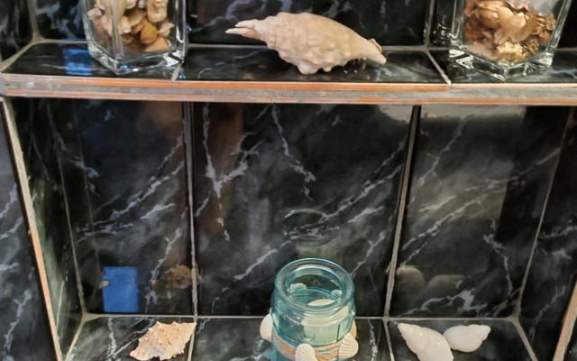 Tsar Simeon, 2 bedroom, living room and fireplace