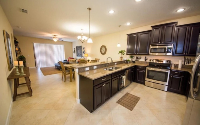 Alana's Champions Gate Townhome