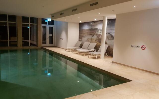 Penthouse Windkracht 10 aan het strand van Cadzand