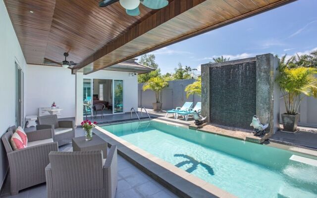 Modern Elegance 3BR Pool Villa Marine