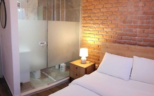 Adayel Otel & Bağ Evi