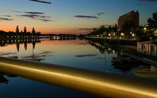 Le Centre, spacieux et cosy T2 avec vue, au calme