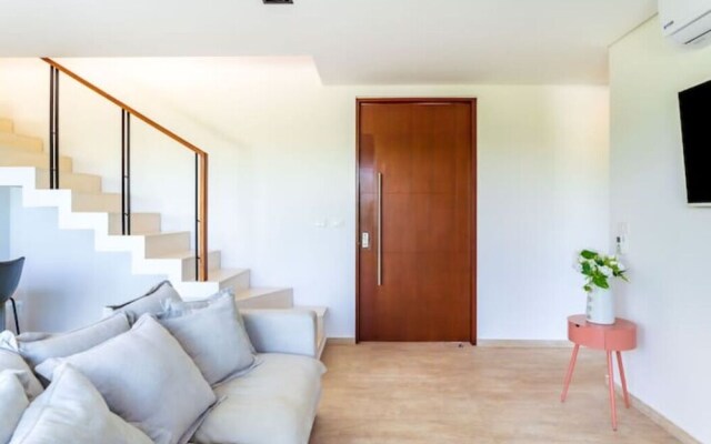 Panoramic By Alegria Rentals and Sandy Powerful