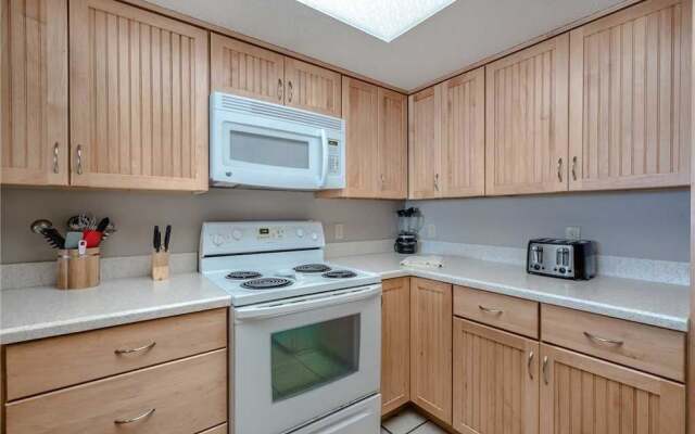 Las Brisas 404 - Three Bedroom Condo